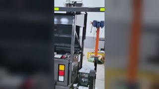 Sicherheitsüberwachungs-Lichtturm, Infrarot-Nachtsicht, faltbarer, auf Anhänger montierter Solar-Beleuchtungsturm